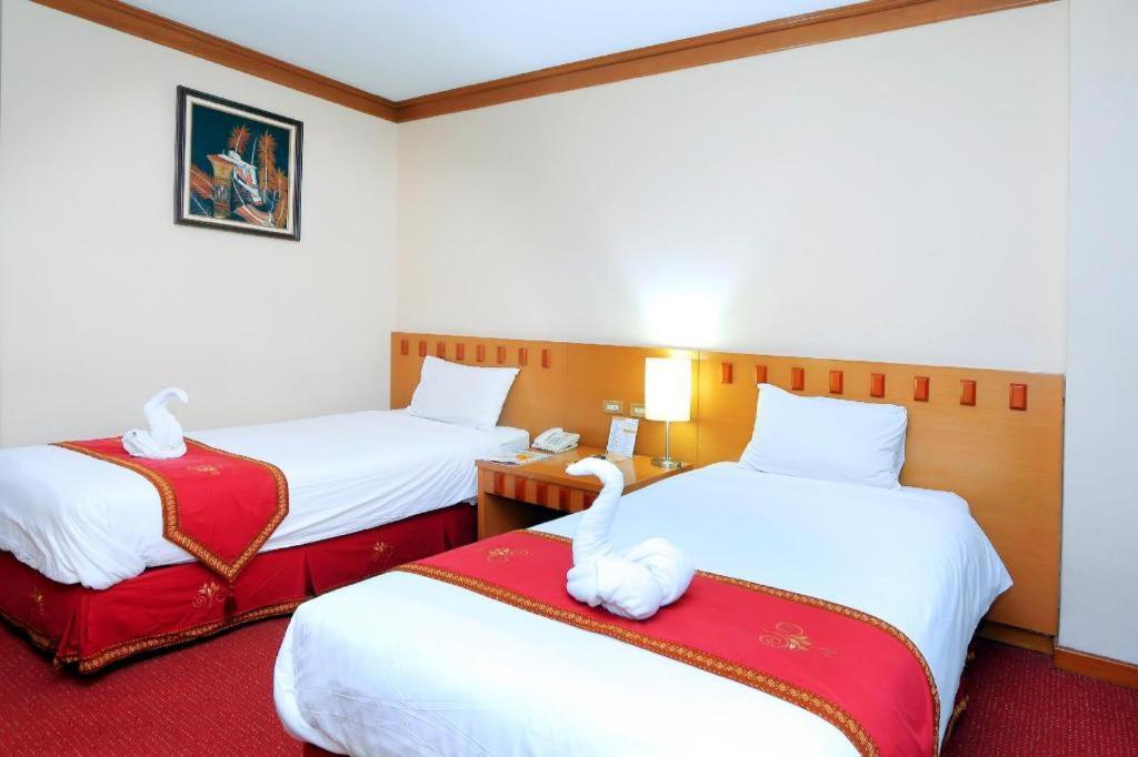 Patra Comfort Jakarta Buitenkant foto