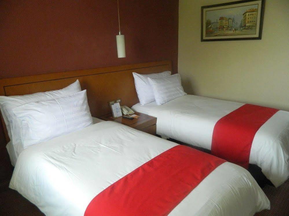 Patra Comfort Jakarta Buitenkant foto