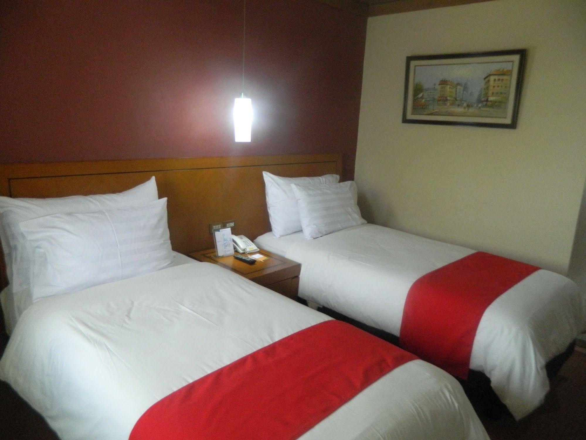 Patra Comfort Jakarta Buitenkant foto